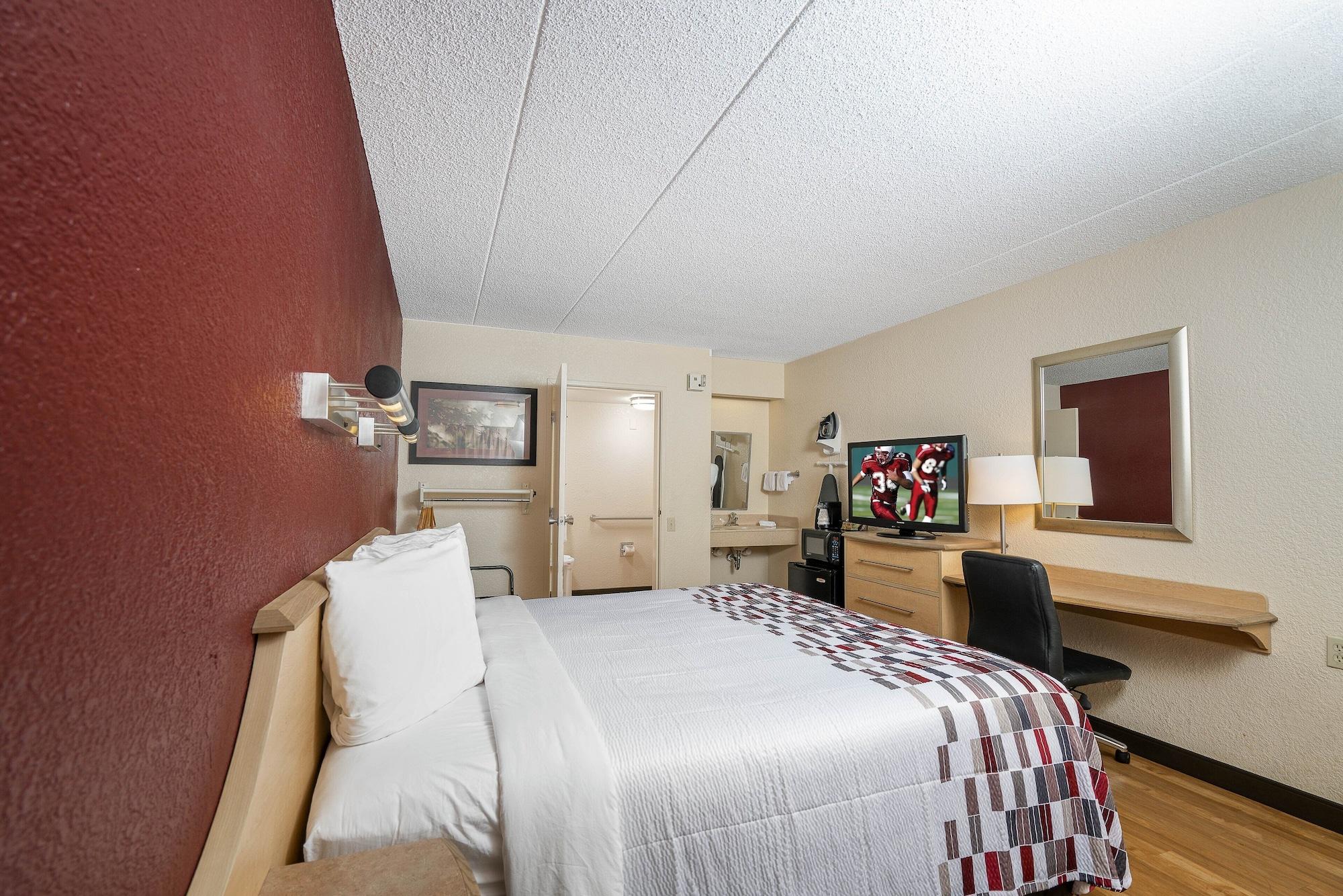 Red Roof Inn Detroit - Dearborn-Greenfield Village Bagian luar foto