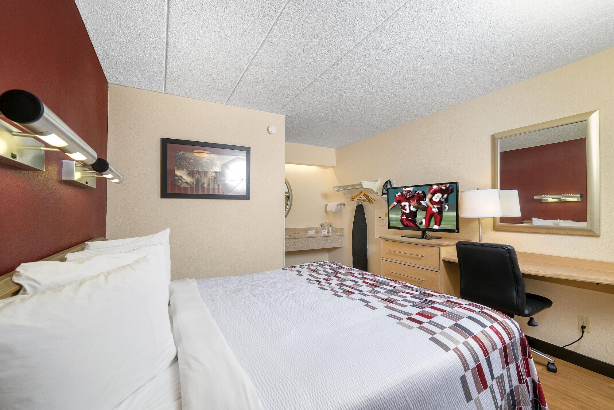 Red Roof Inn Detroit - Dearborn-Greenfield Village Bagian luar foto
